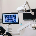 Radiologia odontológica: descubra com a Dra. Thaline Neves como as imagens trazem precisão e segurança aos tratamentos dentários.